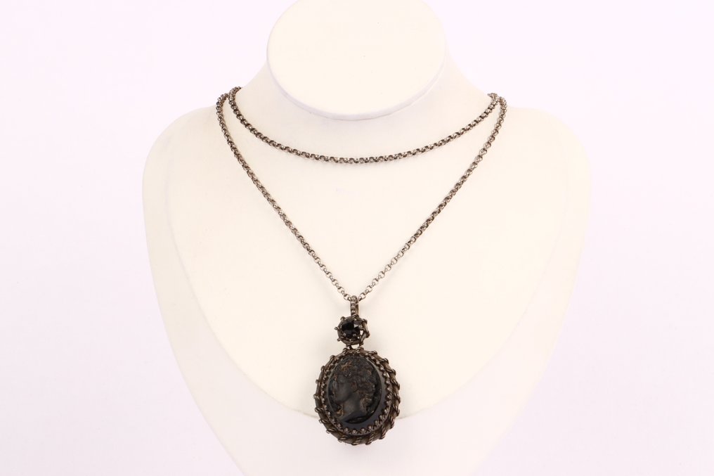 Senza prezzo di riserva - Collana con ciondolo Argento - ciondolo con cameo in onice e capelli #1.0