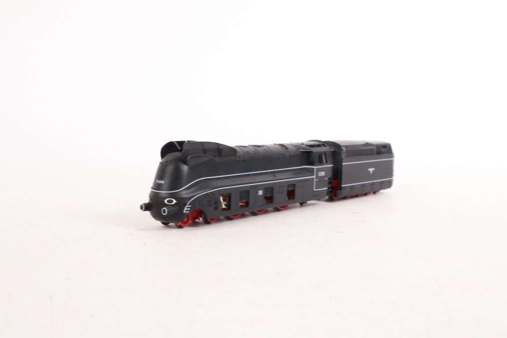 Fleischmann N - 7173 - Steam locomotive with tender (1) - BR 01 10 streamlined locomotive - DRG #3.2