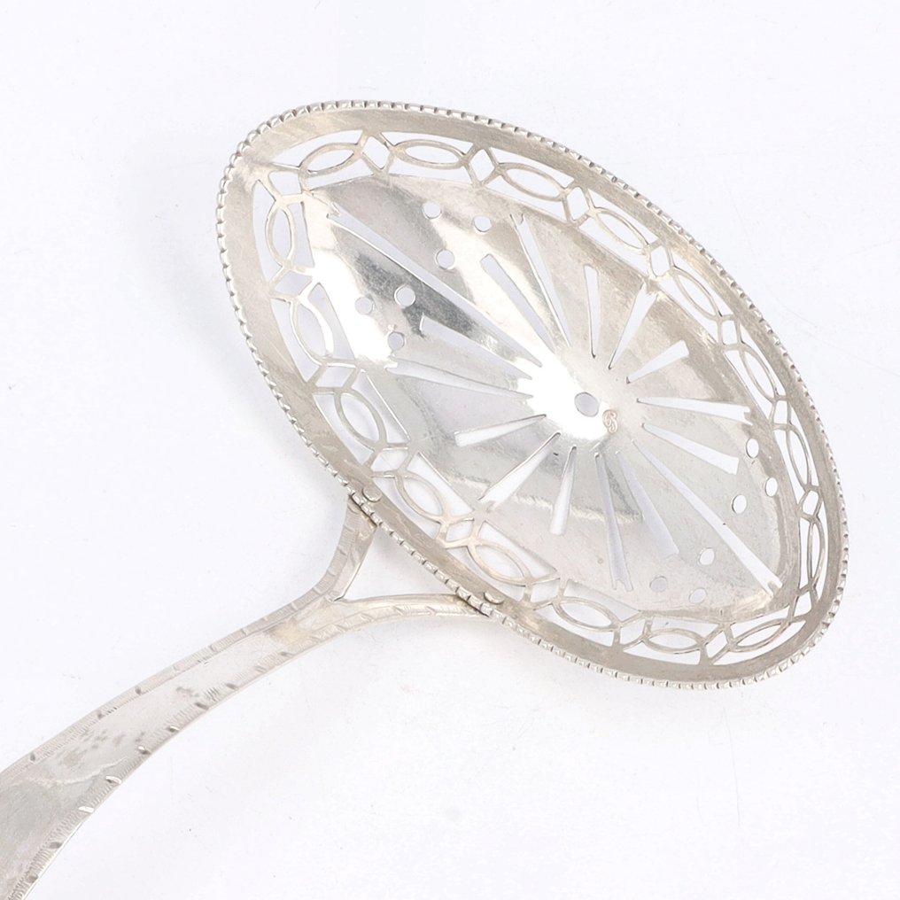 G. Koppelaars (Den Bosch 1824) - NO RESERVE - Saupoudreuse - Argent 833 #1.0