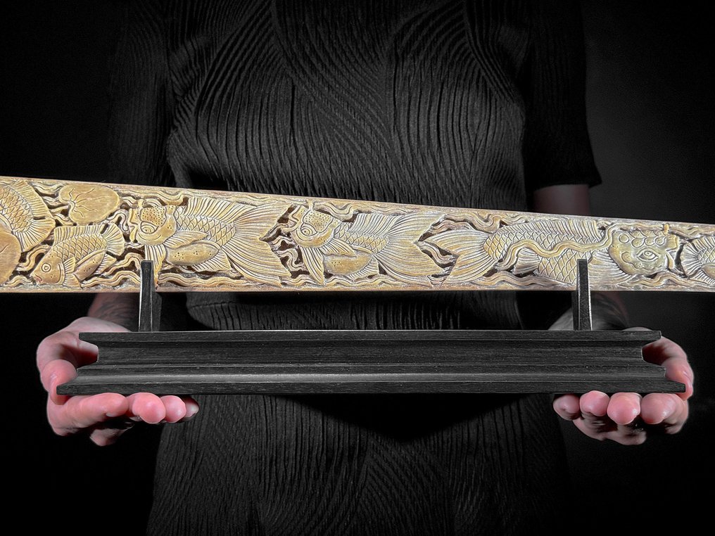 无底价——定制底座上的雕刻剑鱼吻部——锦鲤图案 喙 - Xiphias Gladius - 14 cm - 84 cm - 6 cm- 非《瀕臨絕種野生動植物國際貿易公約》物種 #2.1