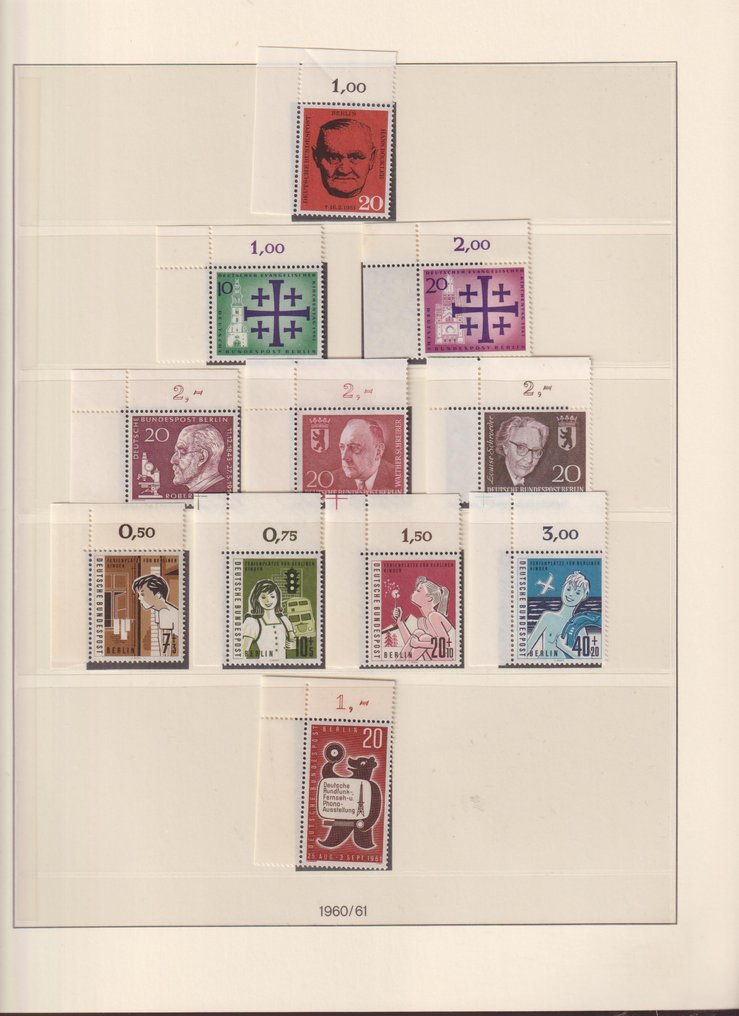 Berlin 1960/1990 - Collection of 'corner pieces' in 2 Lindner oordrukalbums. #2.1