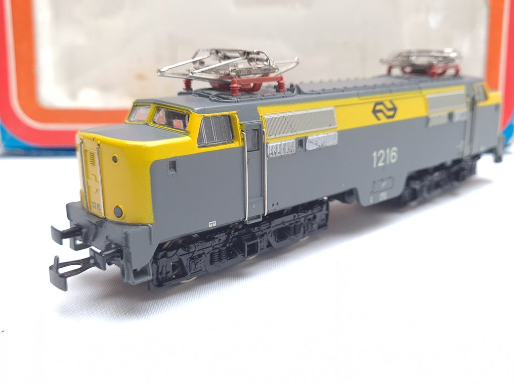 Märklin H0 - 3055.5 - Locomotive électrique (1) - Série 1200 jaune/gris - 1216 - NS #2.1