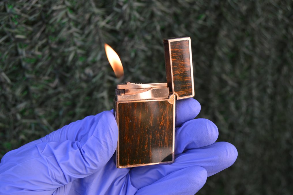S.T. Dupont - Line 2 - Chinese Laquer "Wood Gold Dust", First Edition - Lomme-lighter - Gullplattert, Lakk #2.1