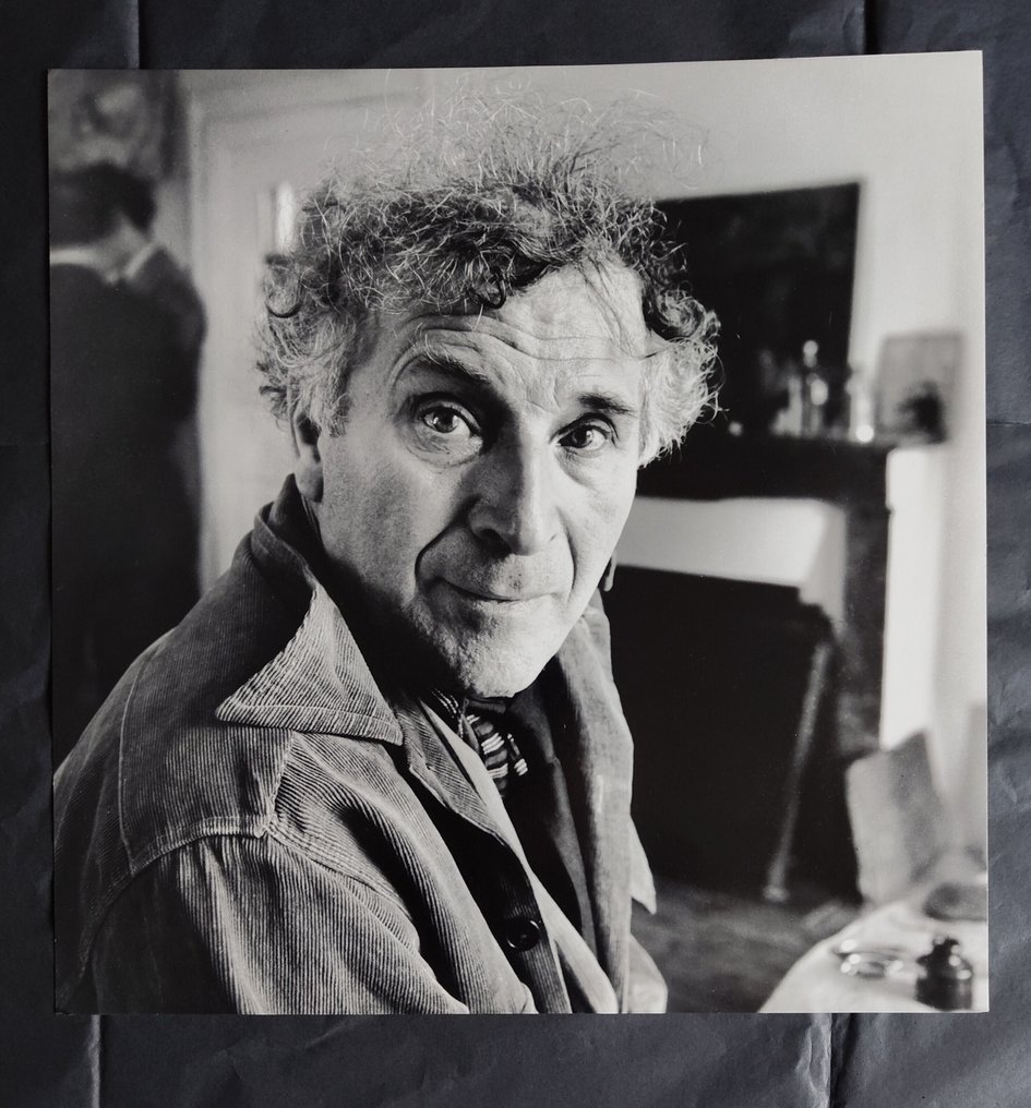 Willy Maywald (1907-1985) - Marc Chagall in Orgeval, 1948-89 / signature and seals #2.1