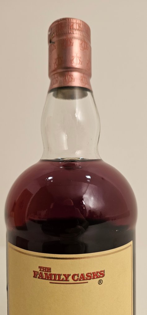 Glenfarclas 1987 The Family Casks - Cask no. 1010  - b. 2006  - 700ml #4.3