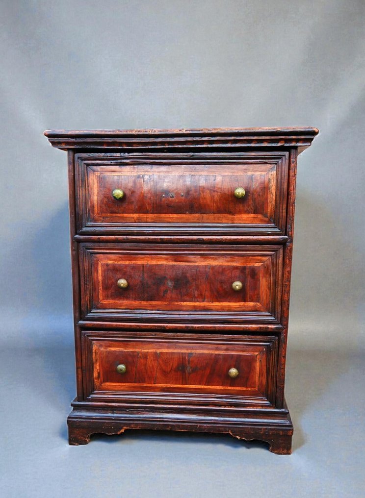 Commode - Walnut - Lombardo #1.0