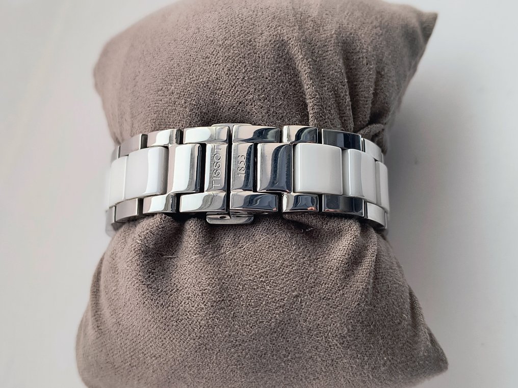 Tissot - T-Lady Cera with Diamonds - Zonder minimumprijs - T064.210.22.011.00 - Dames - 2019 #3.2