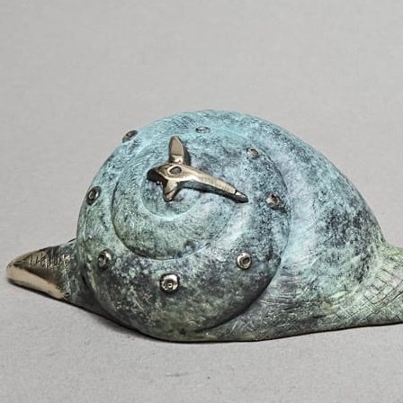 Iwona Krajnik - The snail (with clock)  - Bronze #4.3