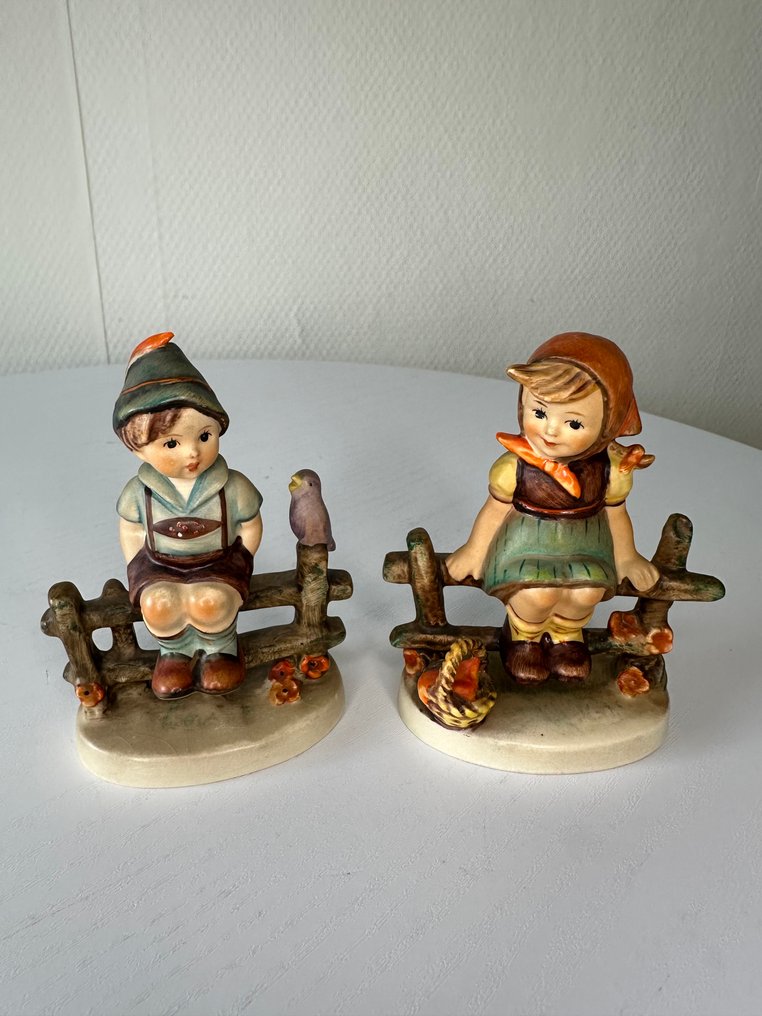 Goebel - 小塑像 - "Wayside Harmony" - TMK4 (2) - 瓷器 #1.0