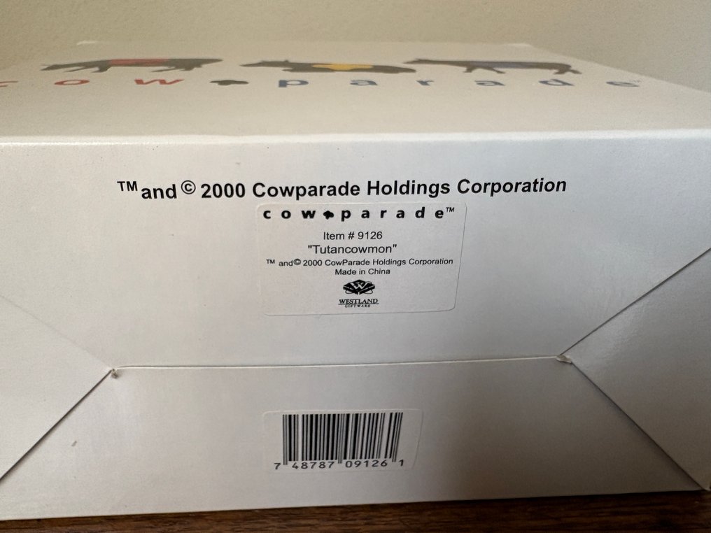 Figurine - Cow Parade. Cowparade. Tutancowmon. - Polyresin #3.2