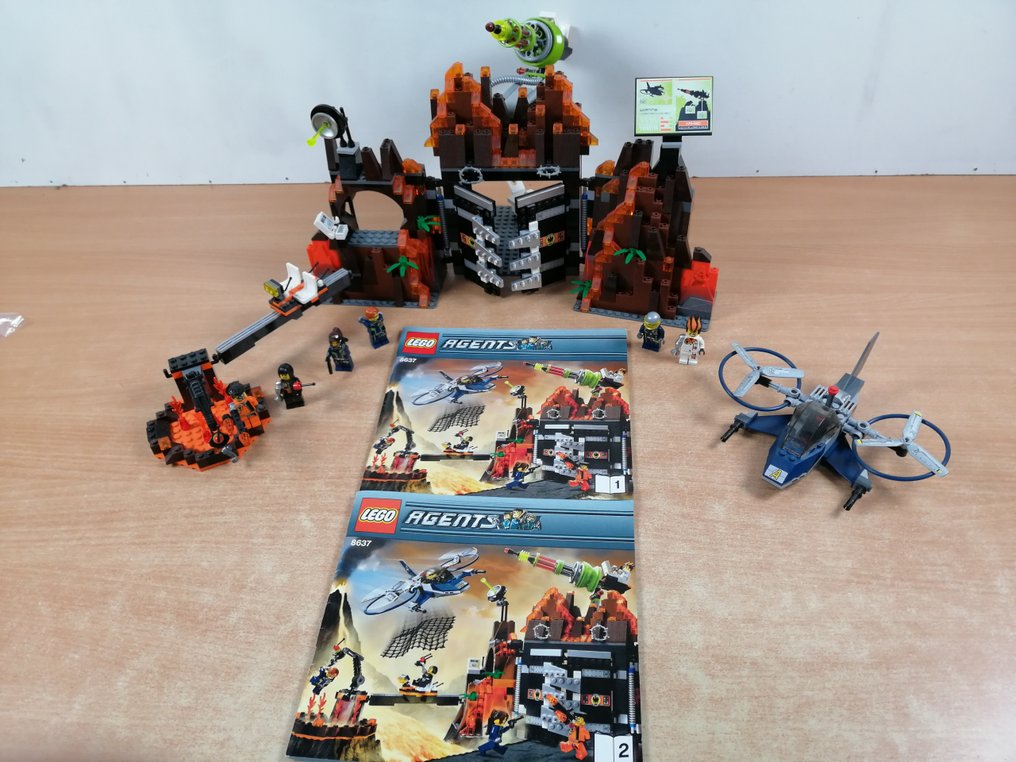 Lego Set - Agents - 8637-1 Mission 8: Volcano Base compleet #1.0