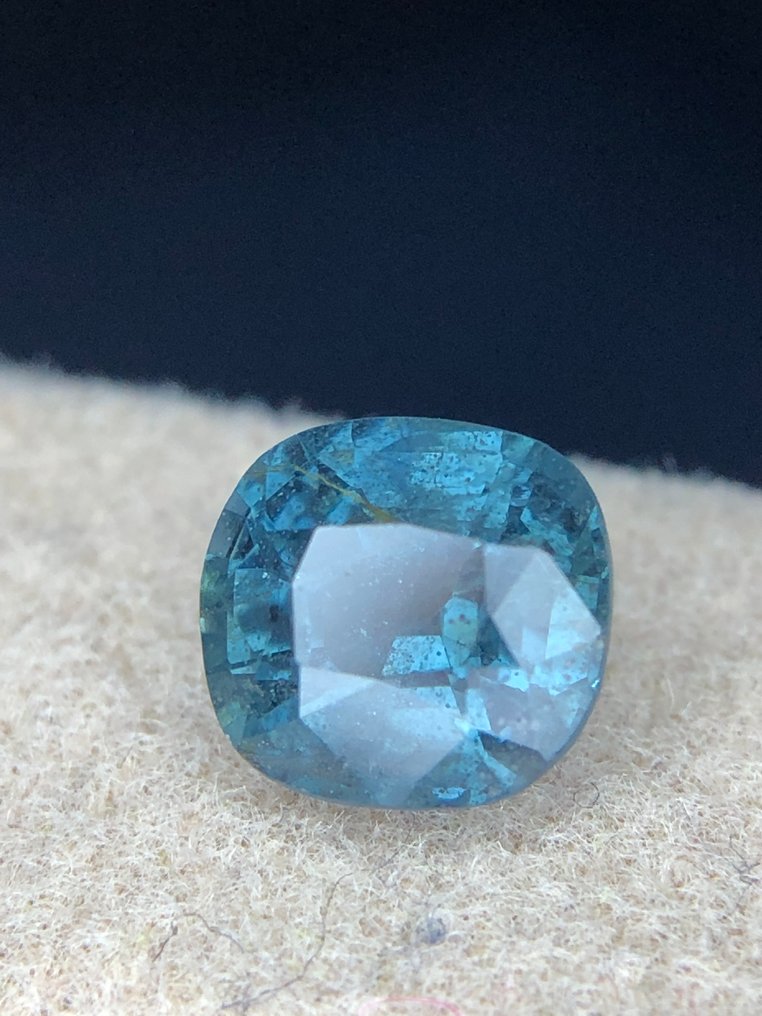 Nincs minimálár - 1 pcs  Kék, Zöld Spinell  - 1.23 ct - Nemzetközi Színes Drágakő Szövetség (ICA GemLab) - Lenyűgöző kék spinell #48 #3.2