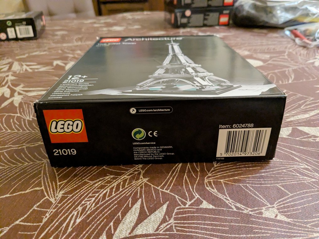 Lego Set - 21019 - Architecture - The Eiffel Tower #1.0