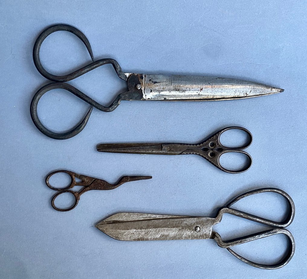 印度与欧洲的日常工具：20世纪印度四把剪刀收藏 - 钢, 铁（锻造） - 印度 - 20世纪 #1.0