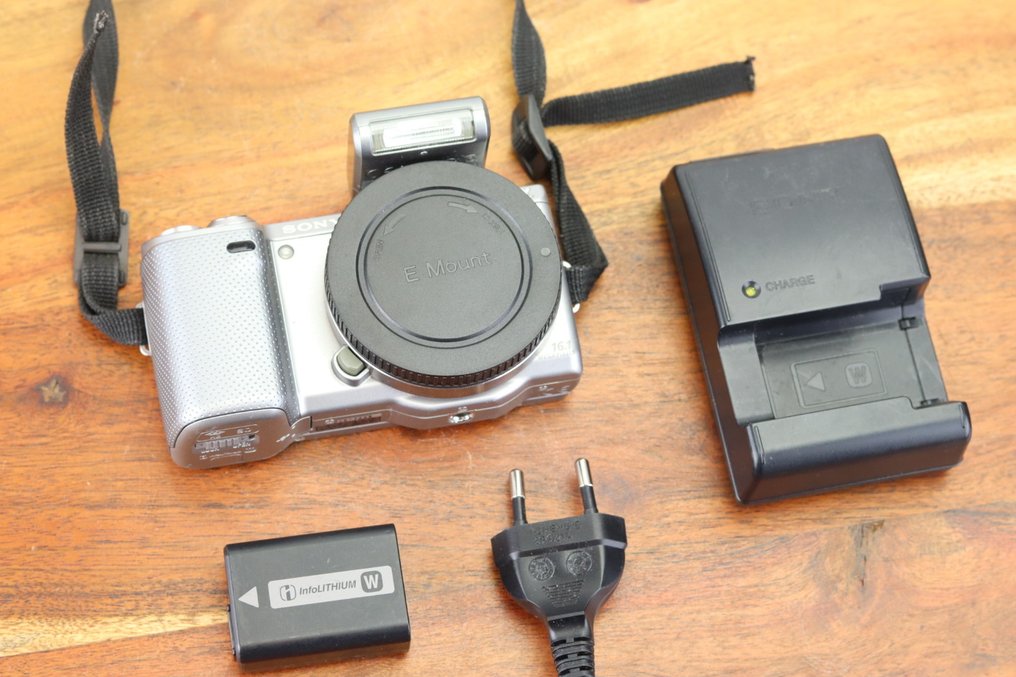 Sony Alpha NEX-5N, 16MP, kantelbaar scherm Ψηφιακή φωτογραφική μηχανή #1.0