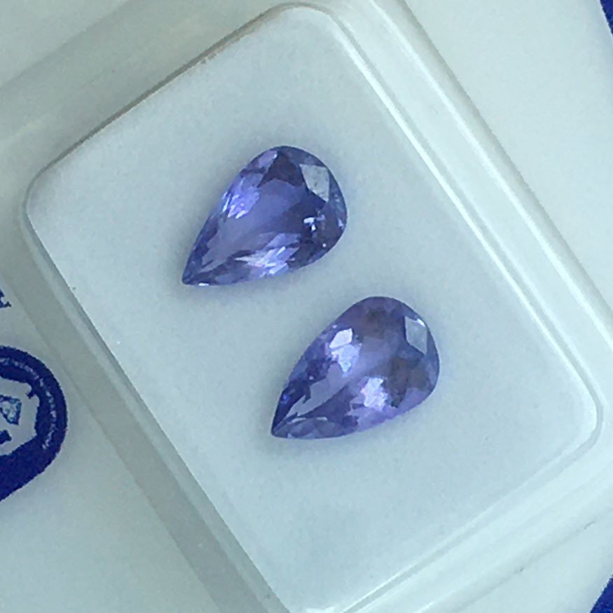 χωρίς τιμή ασφαλείας - 2 pcs  Μωβ Τανζανίτης  - 1.71 ct - Antwerp Laboratory for Gemstone Testing (ALGT) - Έντονο μπλε τανζανίτης #1.0