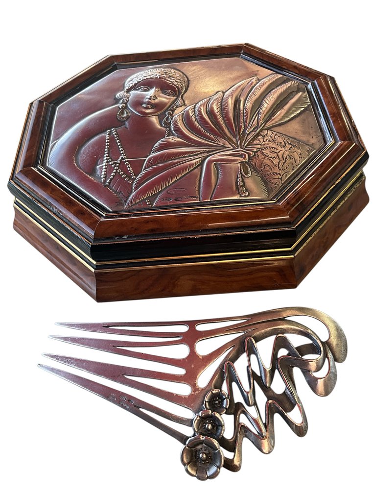 Comb (2) - .800 silver, Burr walnut #2.1