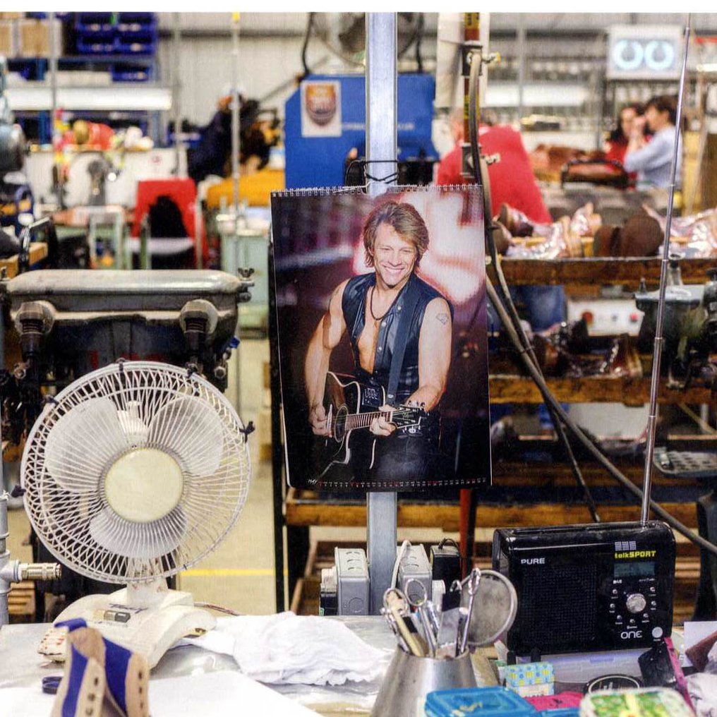 H. Cartier-Bresson, [Signed] Martin Parr - The English - Les Anglais - 2022 #1.0