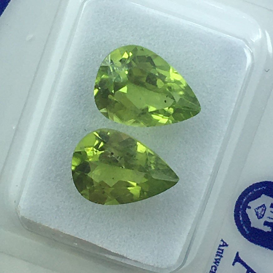χωρίς τιμή ασφαλείας - 2 pcs  Πράσινο Περίδοτο  - 4.28 ct - Antwerp Laboratory for Gemstone Testing (ALGT) - Φυσικό περιδωτό #4.3