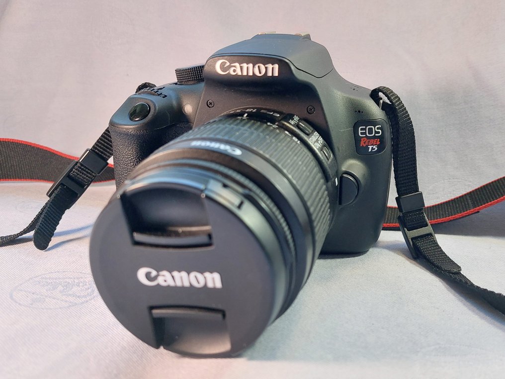 Canon EOS Rebel T5 / 1200D / Kiss X70 + EF-S 18-55 is II 數位相機 #1.0