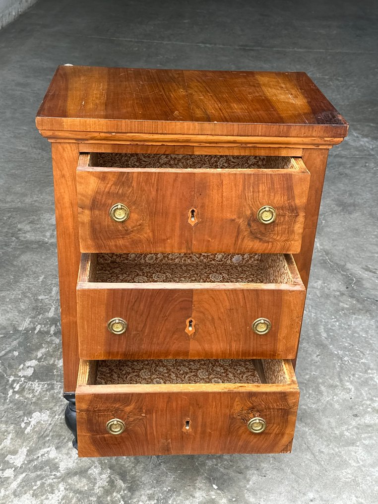 抽屉柜 - 木 - 复古橱柜 #1.0