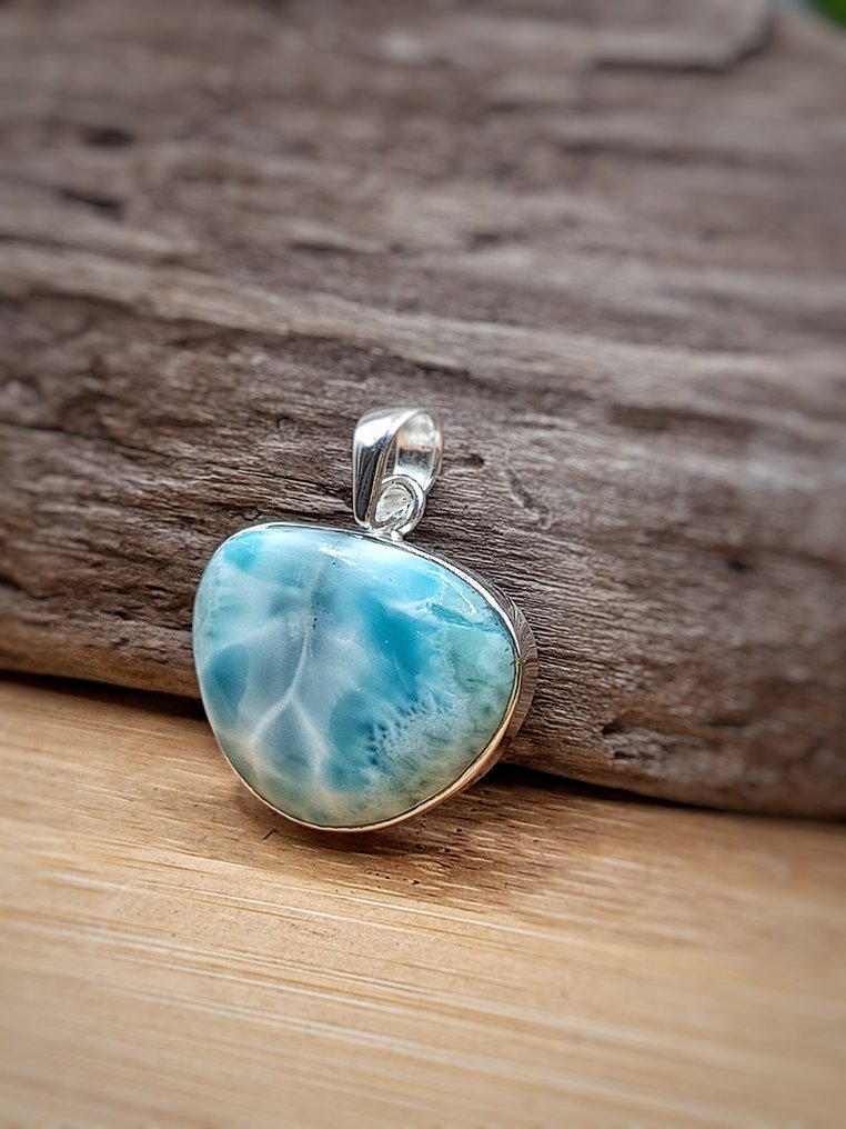 Pezzo Unico, joya en plata 925 con Larimar (océano) de máxima calidad - 10,2 g - Altura: 35 mm - Ancho: 27 mm- 10.2 g - (1) #3.2