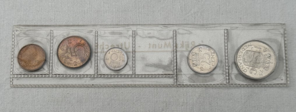 Nederland. Jaarset 1972, 1973, 1974 en 1975 in plastic strip (Zonder minimumprijs) #4.3