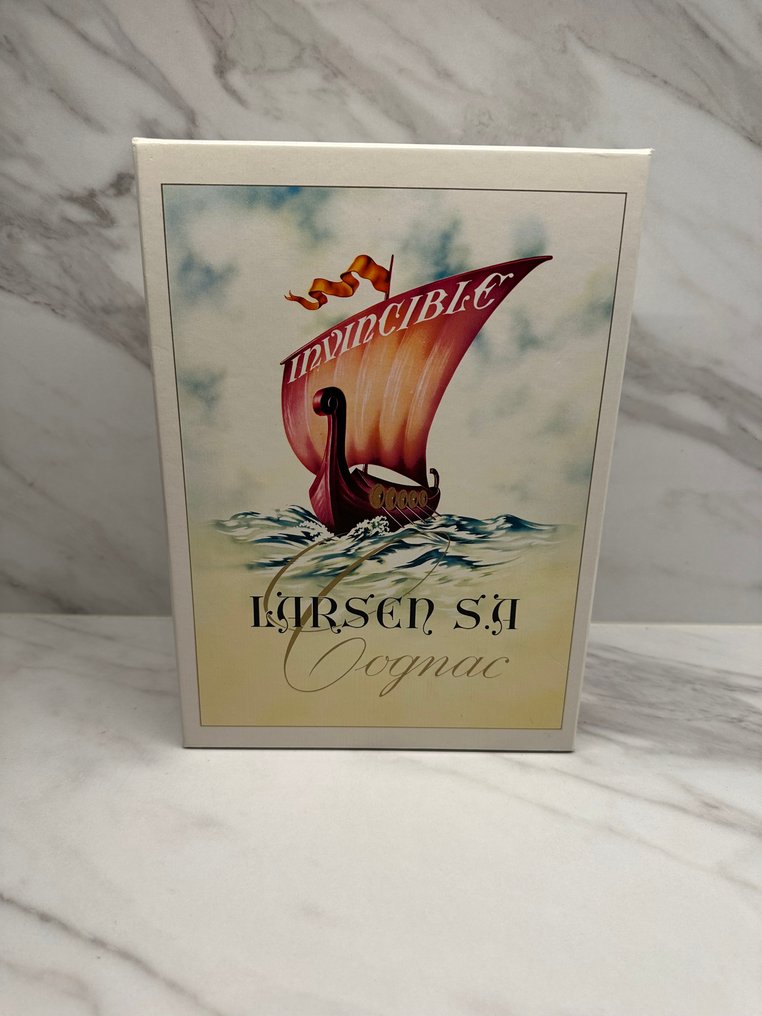 Larsen - Invincible - Viking Ship - b. Lata 60., Lata 70. - 70cl #2.1