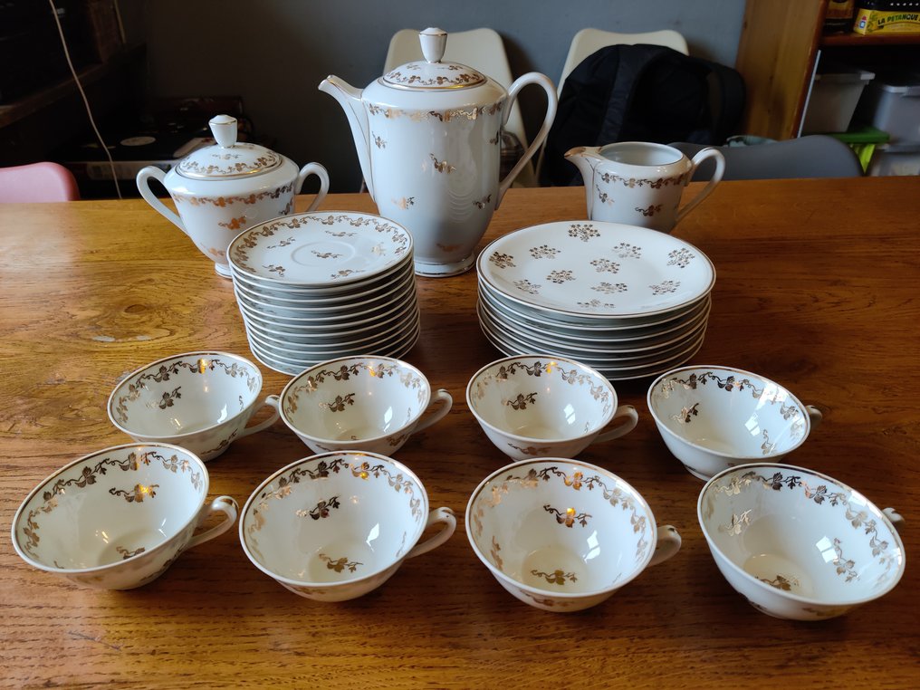 Limoges - Marcel Chaufriasse - Coffee set for 8 (30) - Porcelain of Limoges - Coffee/tea service #1.0