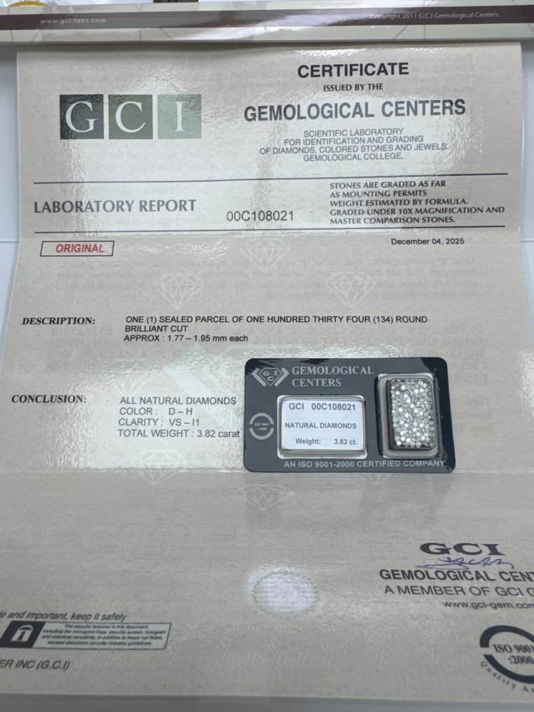 沒有保留價 - 134 pcs 鑽石 (天然) - 3.82 ct - 圓形 - D (無色), E(近乎完全無色), F(近乎無色), G, H(次於白色的有色鑽石) - VS1, I1 - Gemmological Centre Israel (G.C.I.) #1.0