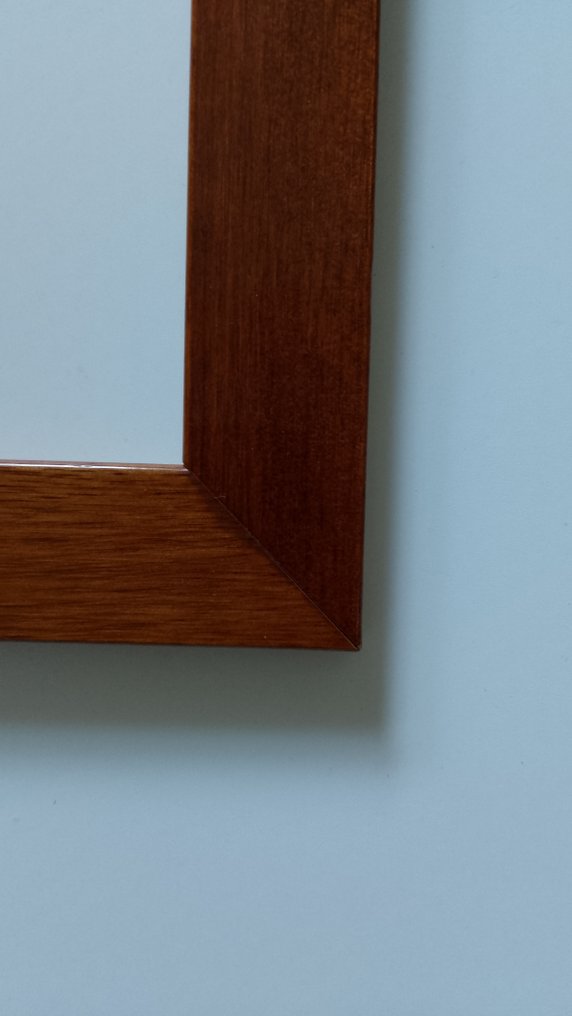 Κορνίζα (10)- σύγχρονος - Walnut - Ξύλινα πλαίσια καρυδιάς, βερνίκι. #4.3