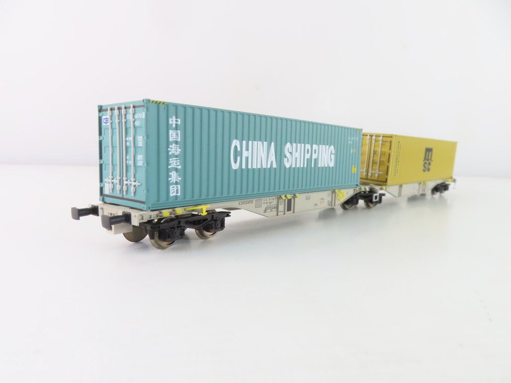Mehano H0 - T284 - Vagão de carga de modelismo ferroviário (1) - Carro de transporte de contêineres de 6 eixos com carga e impressão 'China Shipping' e 'MSC'. - Privaat, AAE #1.0