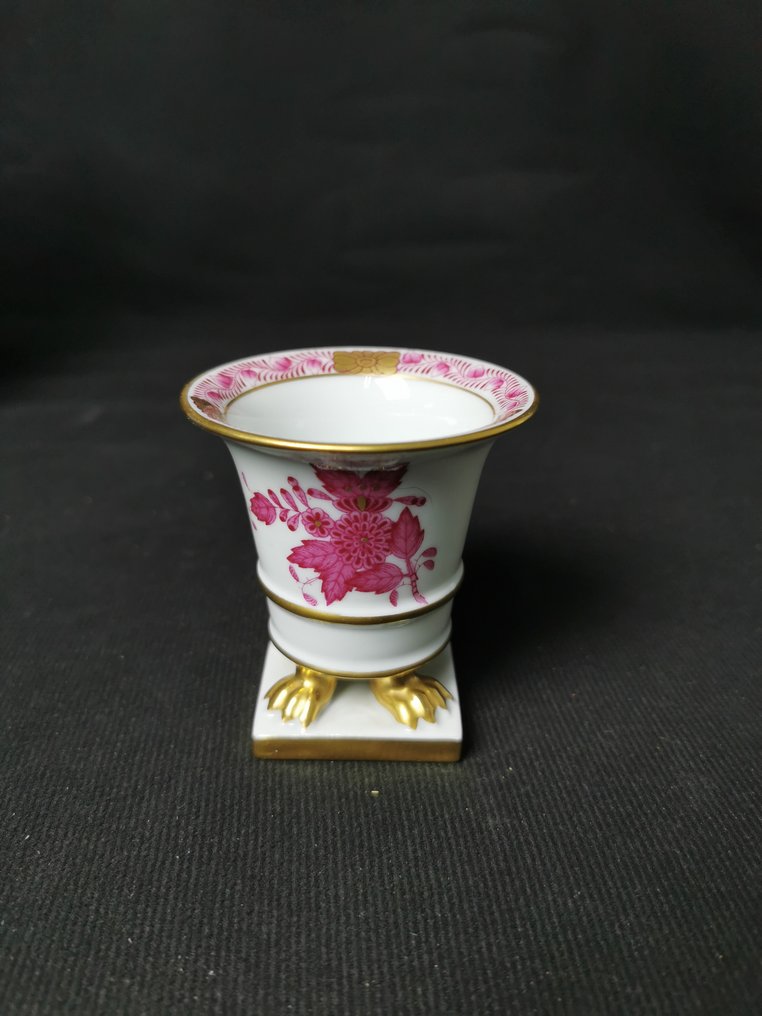 Herend Ungheria - Apponyi viola - Vaso piccolo a quattro zampe H. 7,5cm - Váza - Porcelán #1.0