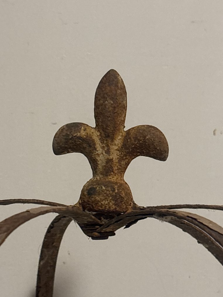 雕刻, Robuuste sier kronen - 34 cm - 鐵 #2.1