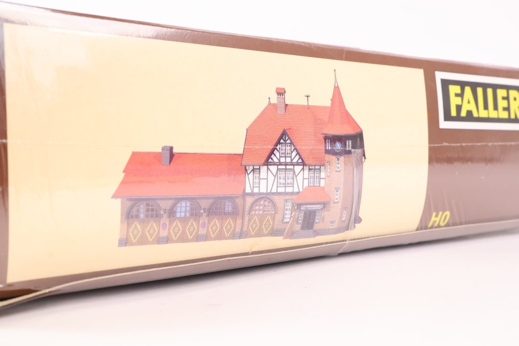 Faller H0 - 991 - Kit di costruzioni di modellini di treni (1) - Kit di costruzione 'Stazione di salvataggio' #2.1