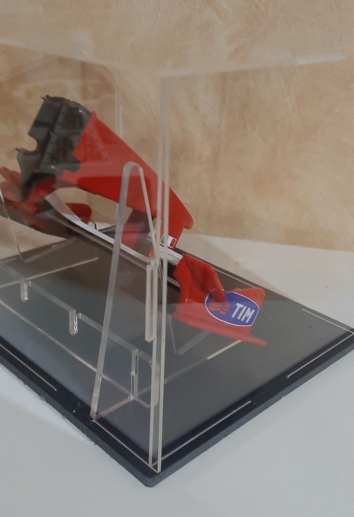 Ferrari 1:8 - Αυτοκίνητο μοντελισμού - Noise ferrari F1 f2000 michael schumacher #4.3