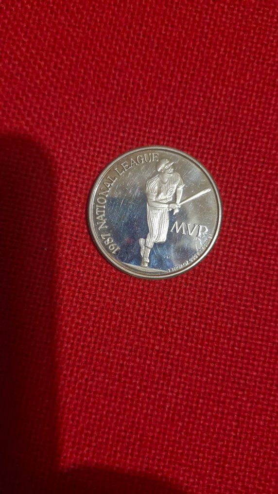 Statele Unite. Medal 1987 del giocatore Andre Dawson, edizione limitata National League, numerata con il n. 1050 (Fără preț de rezervă) #3.2