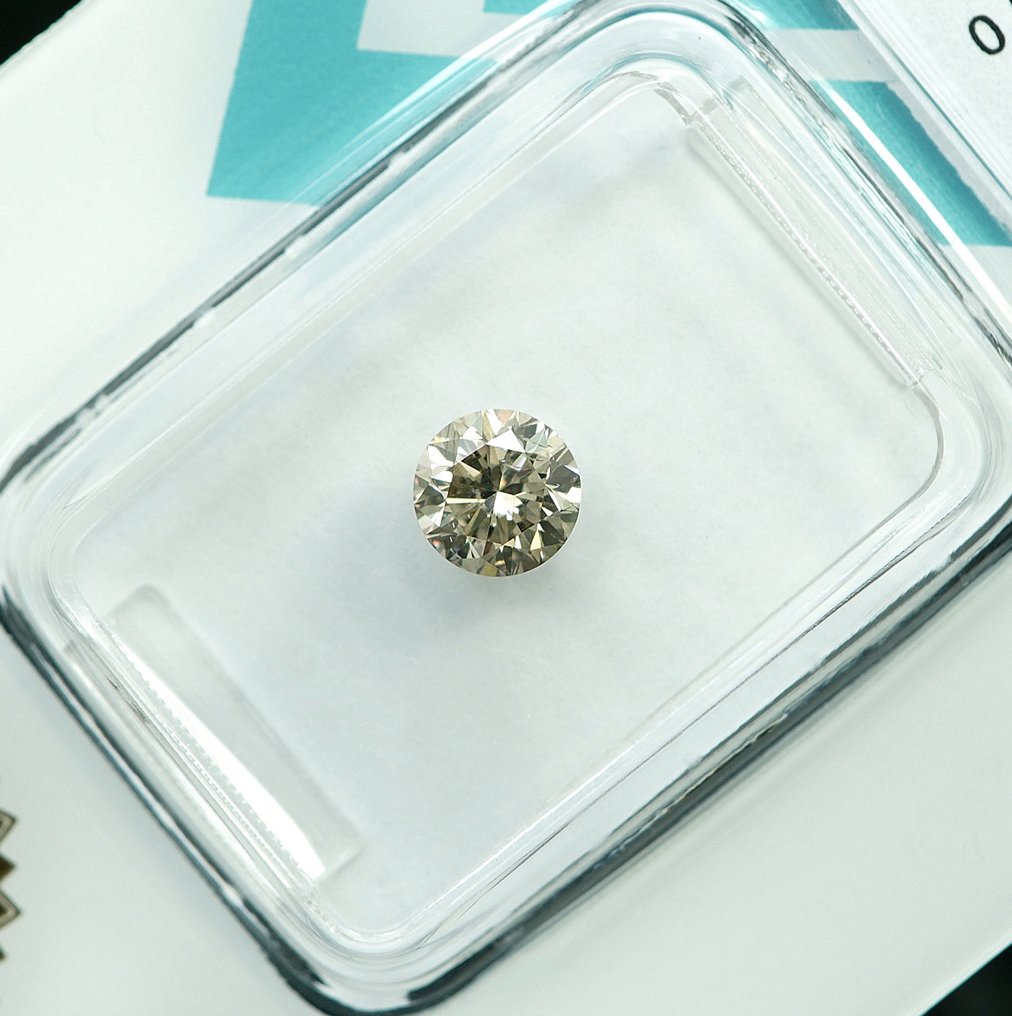 1 pcs 钻石  (天然色彩的)  - 0.54 ct - 圆形 - Fancy light 稍帶灰色的 黄色 - SI2 微内含二级 - 国际宝石研究院（IGI） #3.2