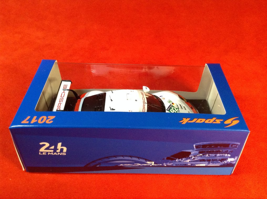 Spark 1:43 - Voiture de course miniature - ref. #S5834 Porsche 911 (991) RSR GTE Pro 24h Le Mans 2017 #92 Christensen/Estre/Werner - Qualité excellente - édition limitée - difficile à trouver aujourd'hui #4.3
