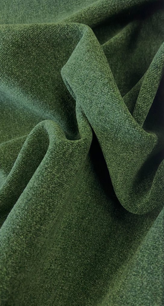 Εξαιρετικό υφασμάτινο με υφή καρυδιού, συμπαγές αλλά μαλακό πράσινο μελανζέ. - Ύφασμα ταπετσαρίας  - 600 cm - 140 cm #1.0