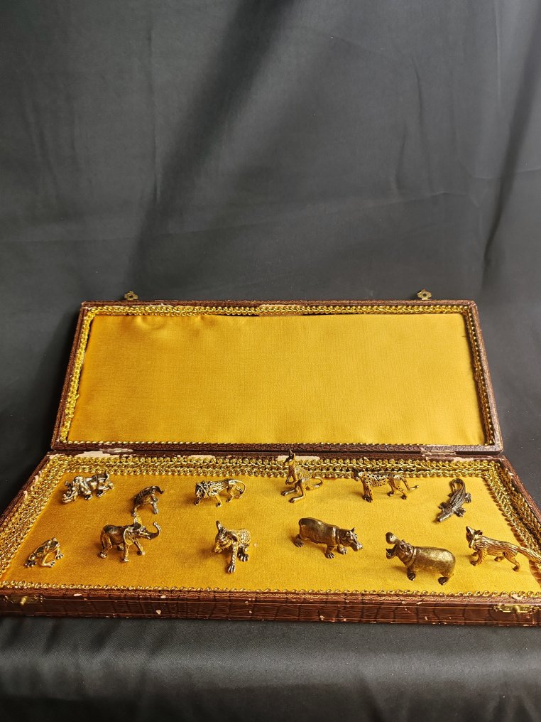 Messensteun (12) - Verguld brons #1.0