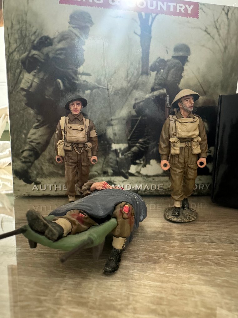 King & Country - Φιγούρα - FOB041 Stretcher Party  (3) - Ρητίνη #1.0