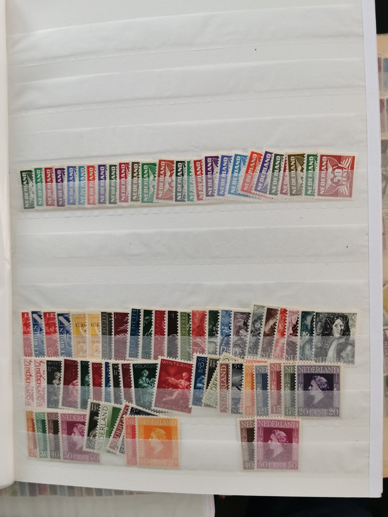 荷兰 1940/2001 - 未流通库存，装在3个Davo/King插页式相册中。 #3.2
