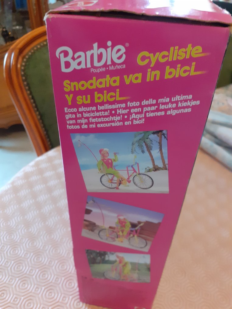 Mattel  - Doll Barbie Cycliste - 1990-2000 #1.0