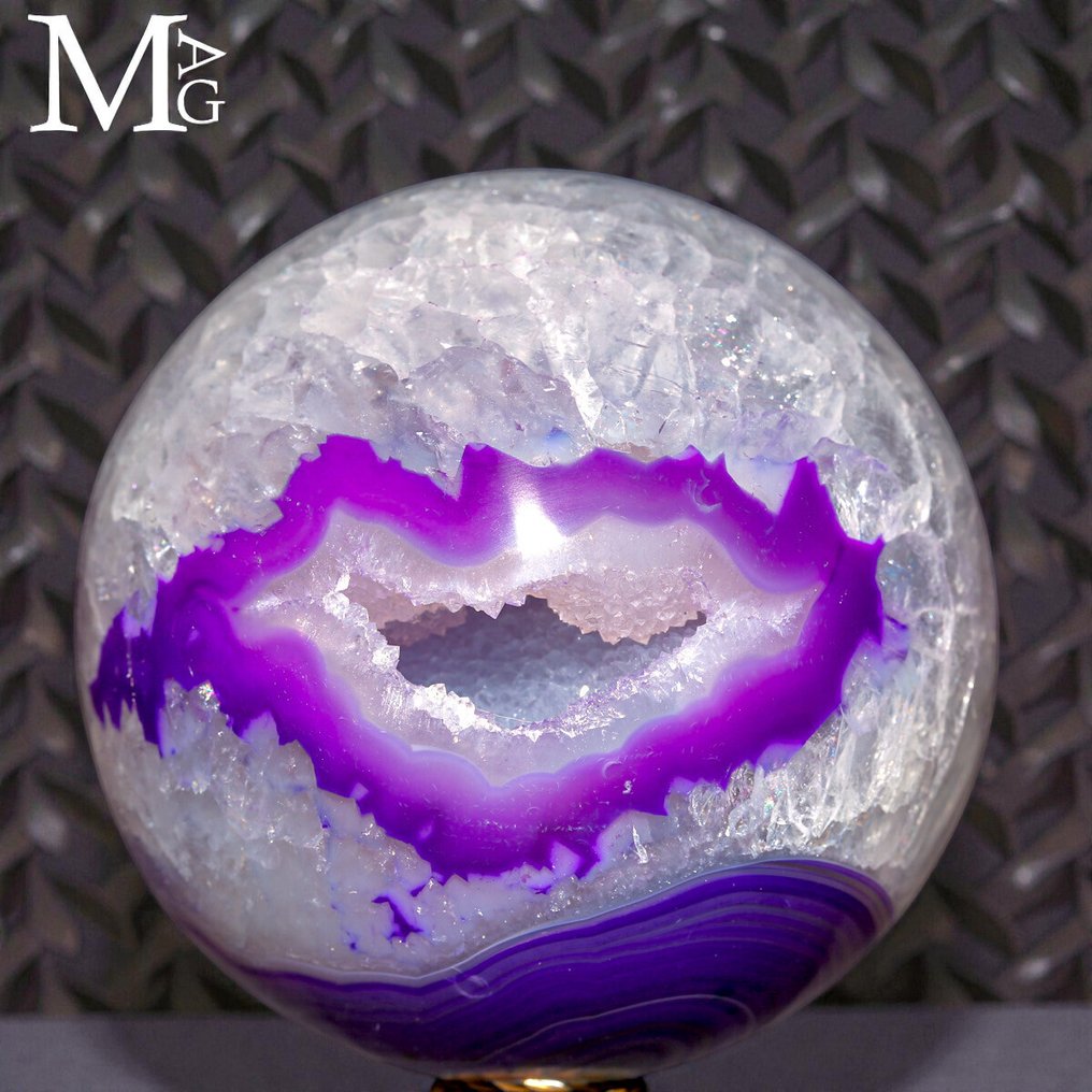 Exclusive dyed agate - purple dyed carving sphere - Height: 77 mm - Width: 77 mm- 623 g #1.0