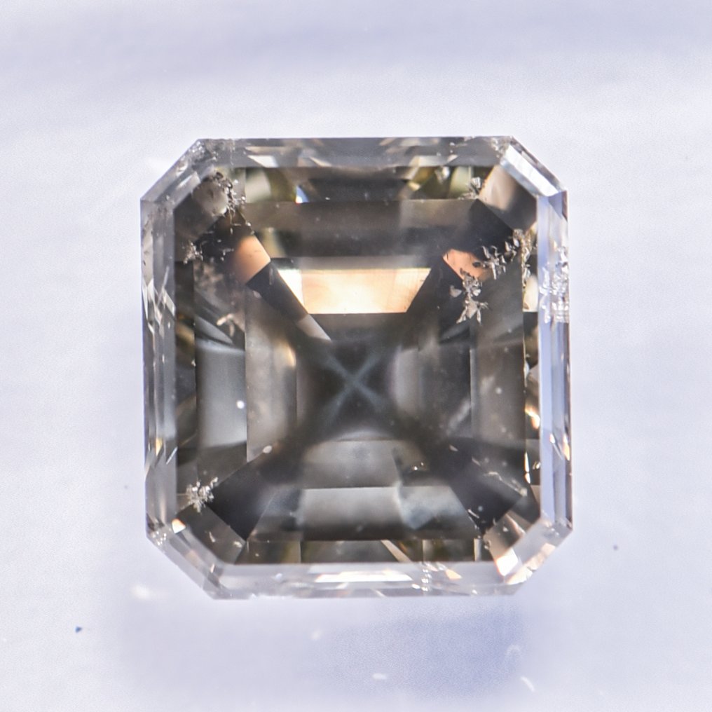 没有保留价 - 1 pcs 钻石  (天然色彩的)  - 2.17 ct - 祖母绿 - Fancy deep 稍帶綠色的, 稍帶灰色的 黄色 - SI2 微内含二级 - 国际宝石研究院（IGI） - VG #2.1