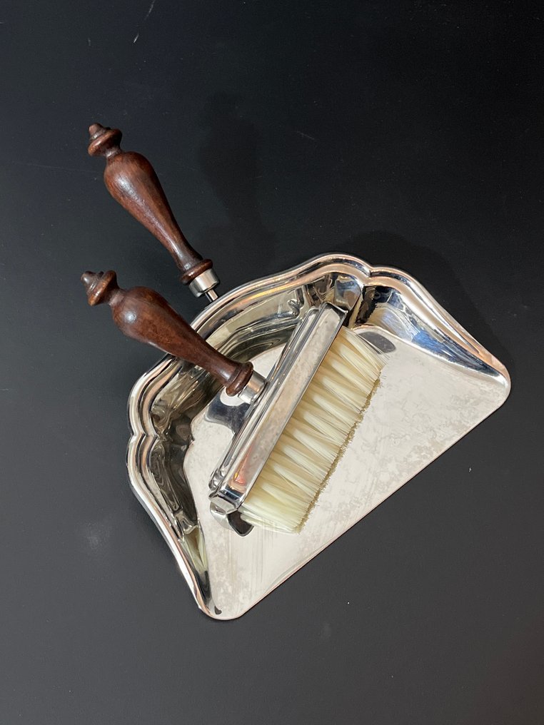 Raccoglibriciole (2) - Metallo, Legno #1.0