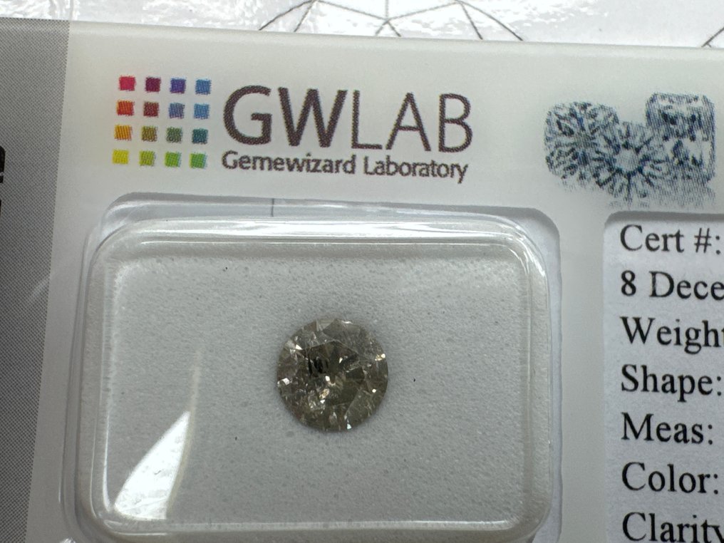 Ingen reservasjonspris - 1 pcs Diamant (Naturfarget) - 0.70 ct - Rund - Fancy light Grå - I1 - Gemewizard Gemologisk laboratorium (GWLab) #2.1
