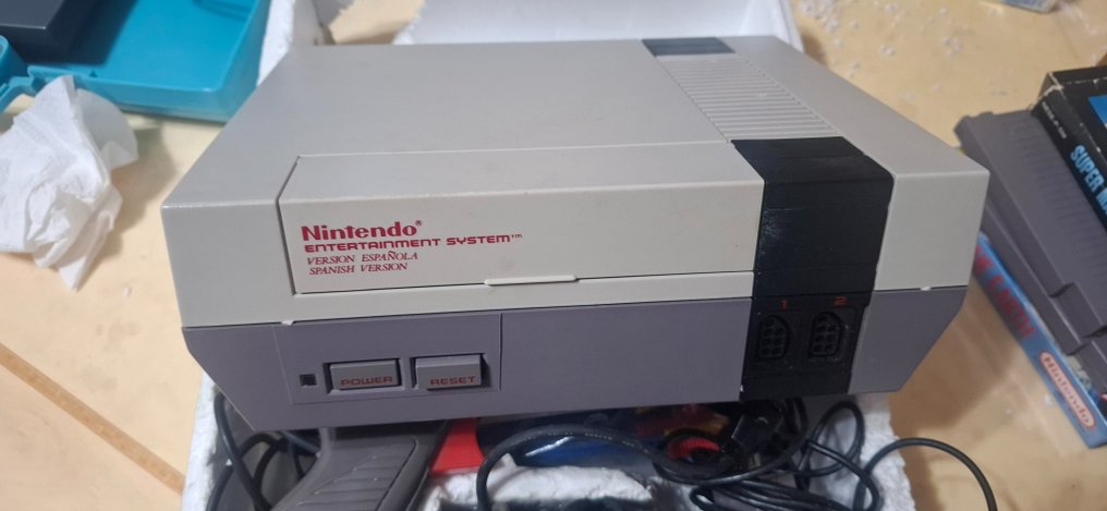 Nintendo - Nes - Spanish version (PAL B) with Super Mario Bros (boxed), Indiana Jones and the Last Crusade + more - Console per videogiochi + giochi #1.0