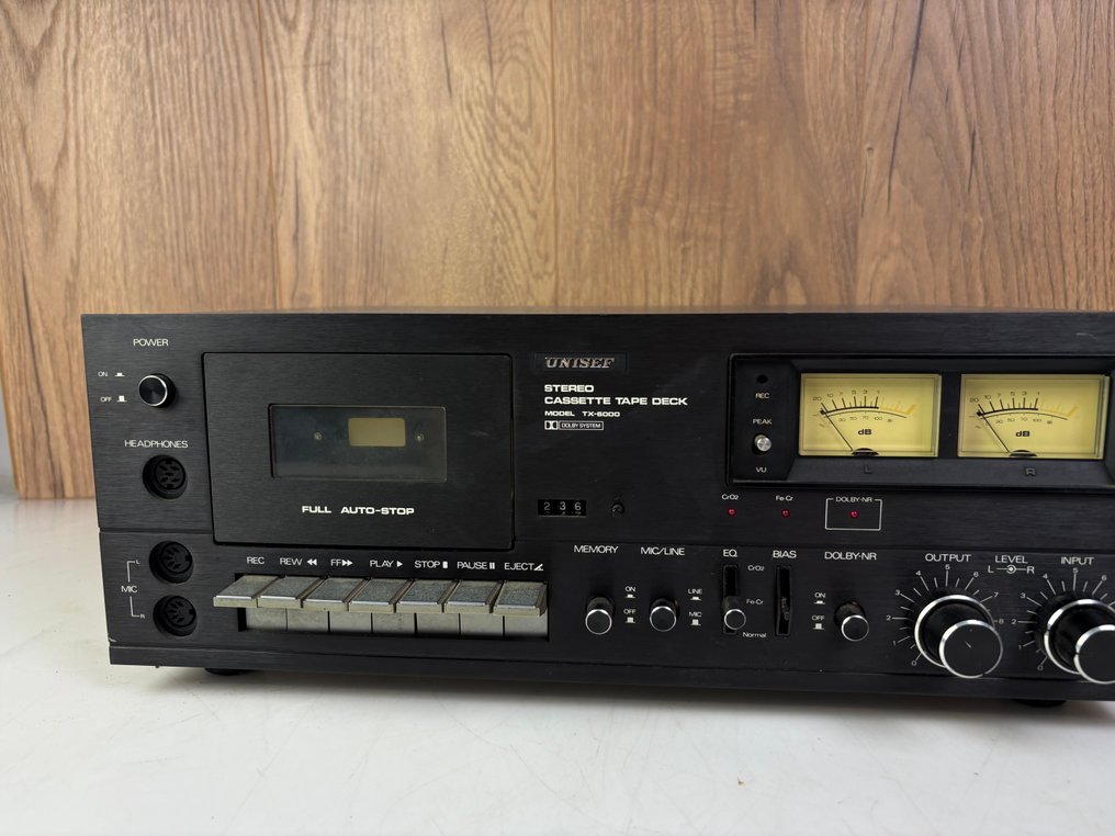 Unisef - TX-6000 Lecteur-enregistreur de cassettes #1.0